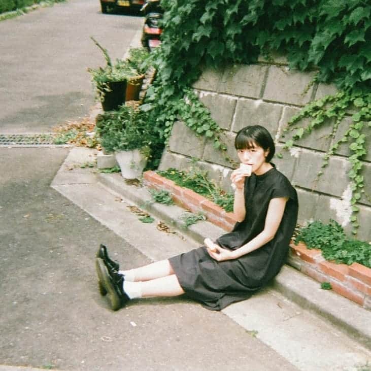 谷口朝香さんのインスタグラム写真 - (谷口朝香Instagram)「食がテーマのweb magazine 「WEAK POINTは少食です。」 . スイーツと女子のページに 出演させていただきました。 . ストーリーからご覧ください🍦 . #WEAKPOINTは少食です #スイーツと女子 #シモキタサニーデイ」6月12日 23時21分 - asamaru.jp