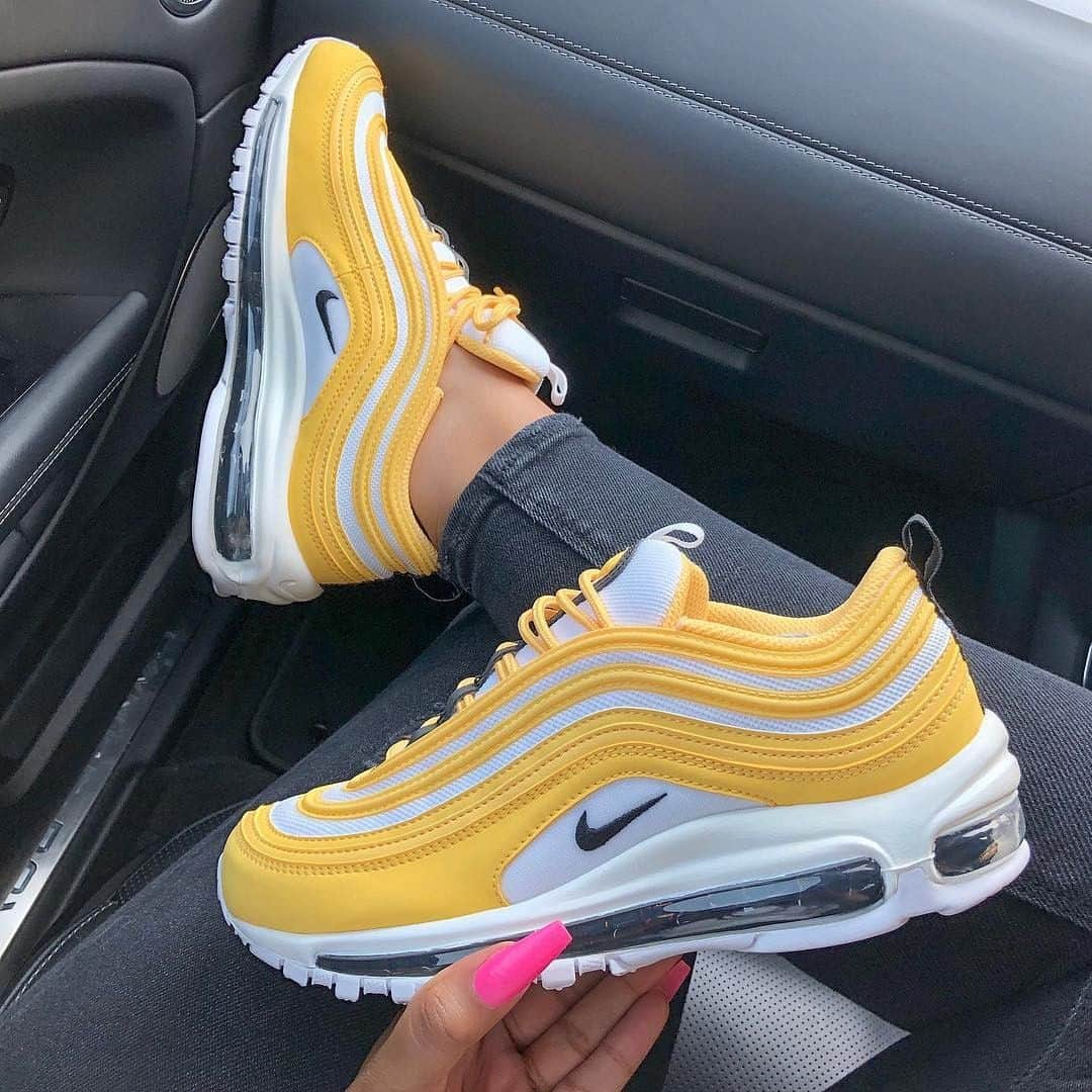 ASOSさんのインスタグラム写真 - (ASOSInstagram)「Walking on sunshine ☀️ 🔎 Nike Yellow Air Max 97 trainers (1386920)」6月12日 23時45分 - asos