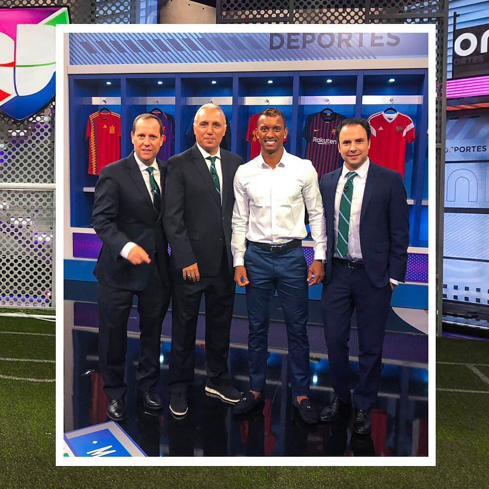 ナニさんのインスタグラム写真 - (ナニInstagram)「Yesterday I went to Univision Sports to talk about European football and my career. I had a great time, thanks to the whole team! Que bien lo he pasado ayer con la gente de Univisión! ⚽🇲🇽📺🔝 #UnivisionSports #aboutlastnight」6月13日 0時28分 - luisnani