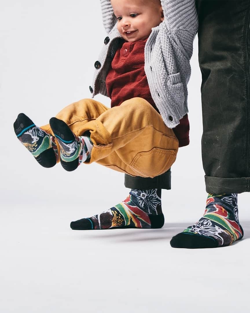 Stanceさんのインスタグラム写真 - (StanceInstagram)「With Father's Day right around the corner, we pulled together all our matching designs for Parents and Kids.  Head to the link in our bio for our Father's Day Gift Guide, full of styles for the whole family to wear together.」6月13日 0時30分 - stanceofficial