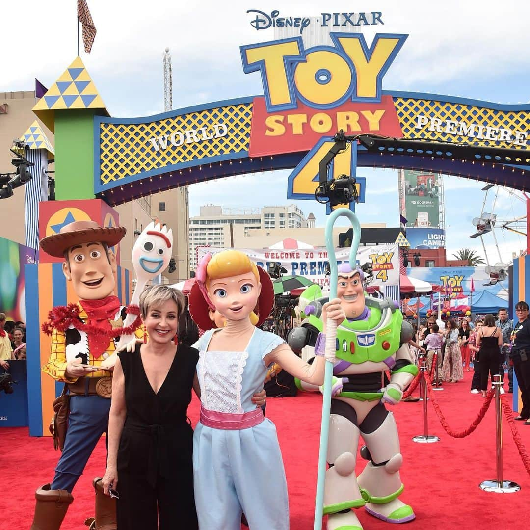 Disneyさんのインスタグラム写真 - (DisneyInstagram)「Playtime hit the big time at the #ToyStory4 premiere! See @toystory 4 in theaters June 21.」6月13日 1時55分 - disney