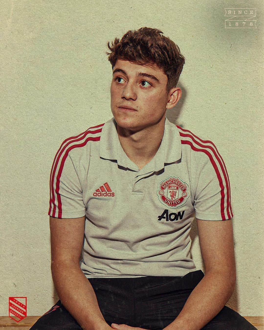 マンチェスター・ユナイテッドさんのインスタグラム写真 - (マンチェスター・ユナイテッドInstagram)「Our new signing in #MUFC colours! 🔴⚪️⚫️」6月13日 2時36分 - manchesterunited