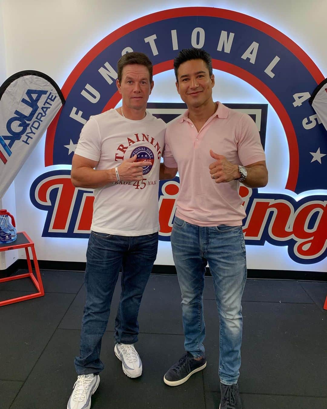 マーク・ウォールバーグさんのインスタグラム写真 - (マーク・ウォールバーグInstagram)「Challenging all my friends to come try out @f45_training @mariolopez is coming. Who is next!?」6月13日 3時10分 - markwahlberg