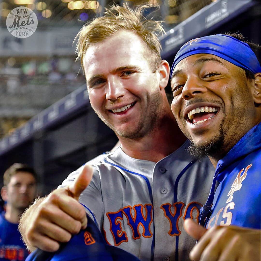 ニューヨーク・メッツさんのインスタグラム写真 - (ニューヨーク・メッツInstagram)「We’re just here to bring a smile to your timeline. 😃😃 #Mets #LGM」6月13日 3時56分 - mets