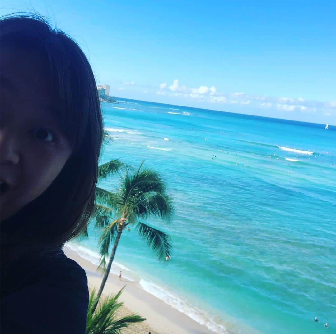 やしろ優さんのインスタグラム写真 - (やしろ優Instagram)「きゃー！ in ハワイです！ 無事着きました！ 海がステキです🏖  #いつかしんちゃんと来れますよーに」6月13日 4時09分 - yashiroyuuuu