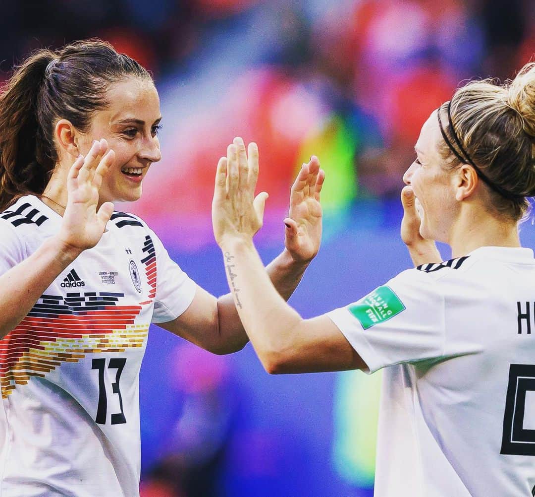 FIFAワールドカップさんのインスタグラム写真 - (FIFAワールドカップInstagram)「🇩🇪 100% record maintained for #Germany! #FIFAWWC #DareToShine #GERESP #Valenciennes」6月13日 4時17分 - fifaworldcup