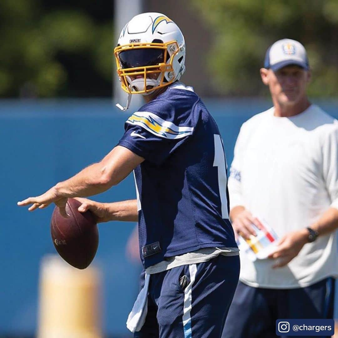 NFLさんのインスタグラム写真 - (NFLInstagram)「VISOR PHIL 🚨 (via @chargers)」6月13日 4時25分 - nfl