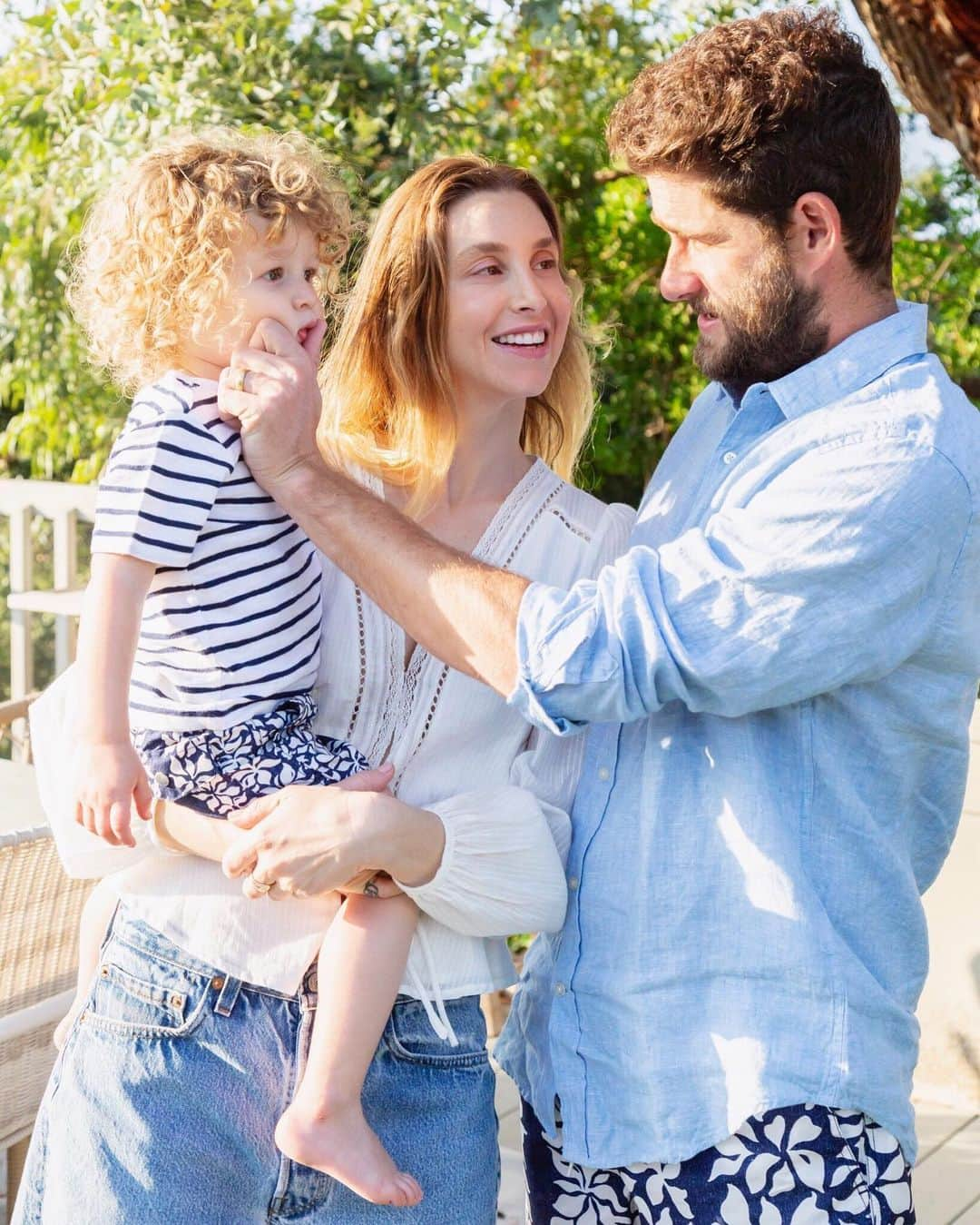 ホイットニー・ポートさんのインスタグラム写真 - (ホイットニー・ポートInstagram)「I can’t handle Tim and Sonny in their matching @janieandjack swim trunks for Father’s Day!! Who wore it better guys?!?! To my EXTREMELY handsome husband, thank you for making me belly laugh every day and being my EVERYTHING. #JanieandJackLove #sponsored」6月13日 4時49分 - whitneyeveport