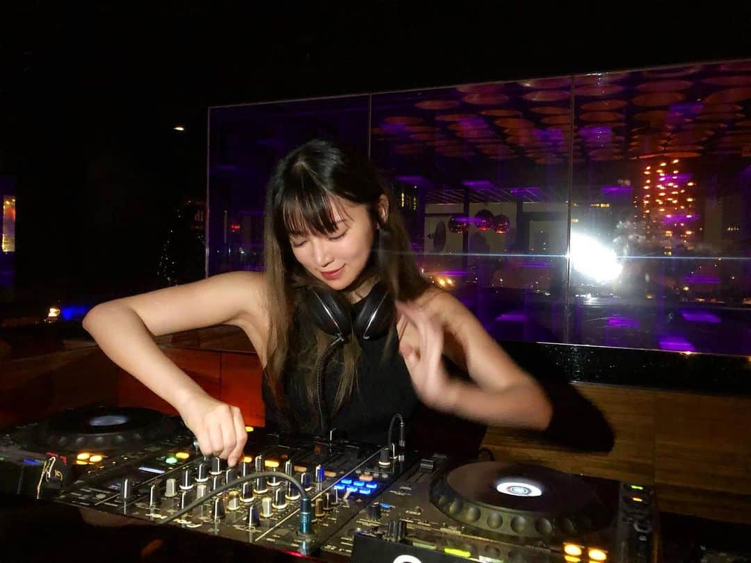 DJ mariennuのインスタグラム：「谢谢❤️ I will go back when it is sunny 🌞 ・ ・ ・ #franktaipei #taipei #taiwan #台北 #台湾 #dj」