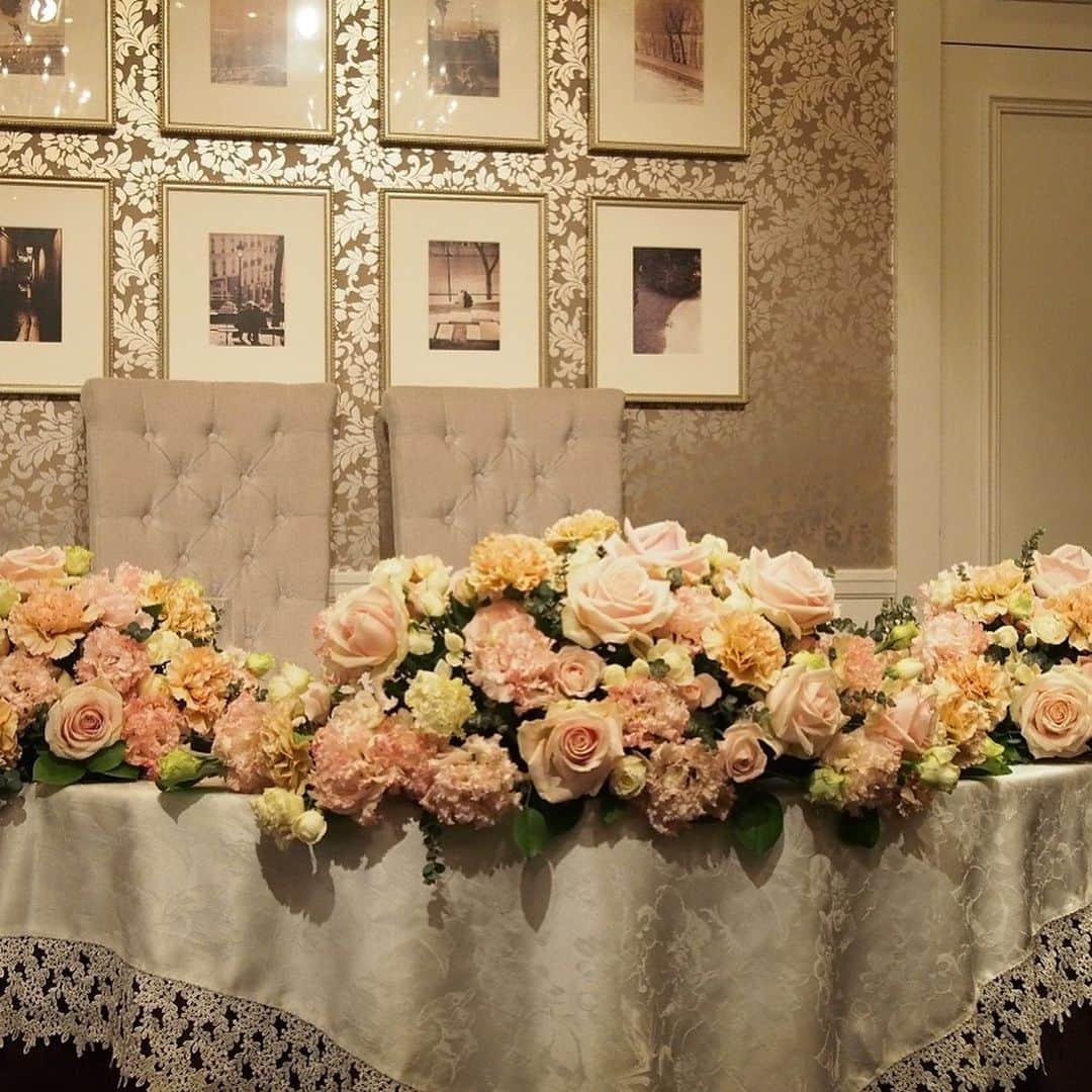 ホテルモントレ銀座 ブライダルサロンのインスタグラム：「#Hotelmonterey #モントレグループ #ホテルモントレ銀座 #ホテルモントレラスール銀座 #モントレウェディング #ルソール #空間コーディネート #結婚式 #結婚式準備 #花嫁準備 #モントレ花嫁 #モントレ花婿 #Instawedding #プレ花嫁 #アンティーク #クラシカル」