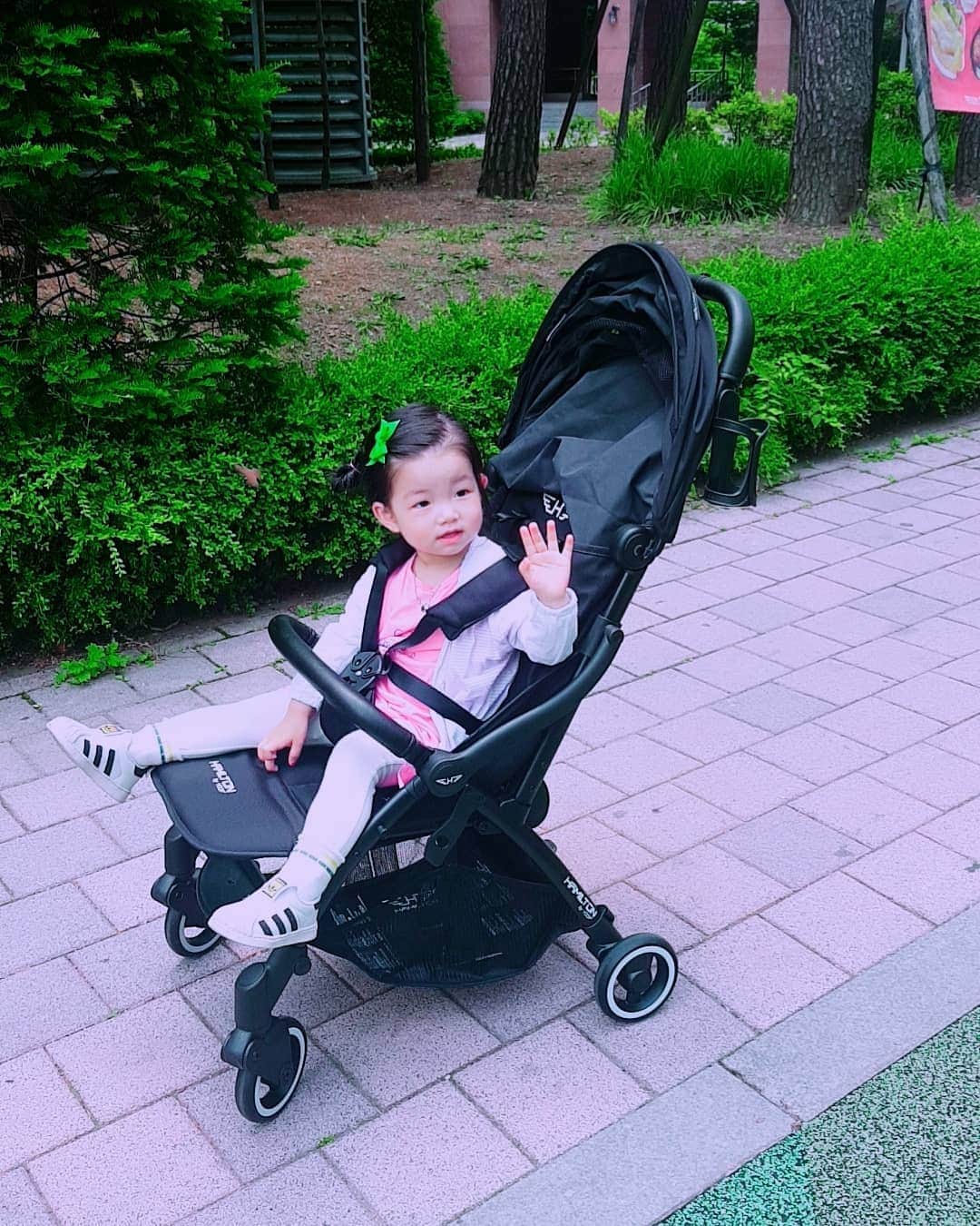 ソ・イヒョンさんのインスタグラム写真 - (ソ・イヒョンInstagram)「안냥~~~~👯‍♀️」6月13日 15時21分 - ssoyang84