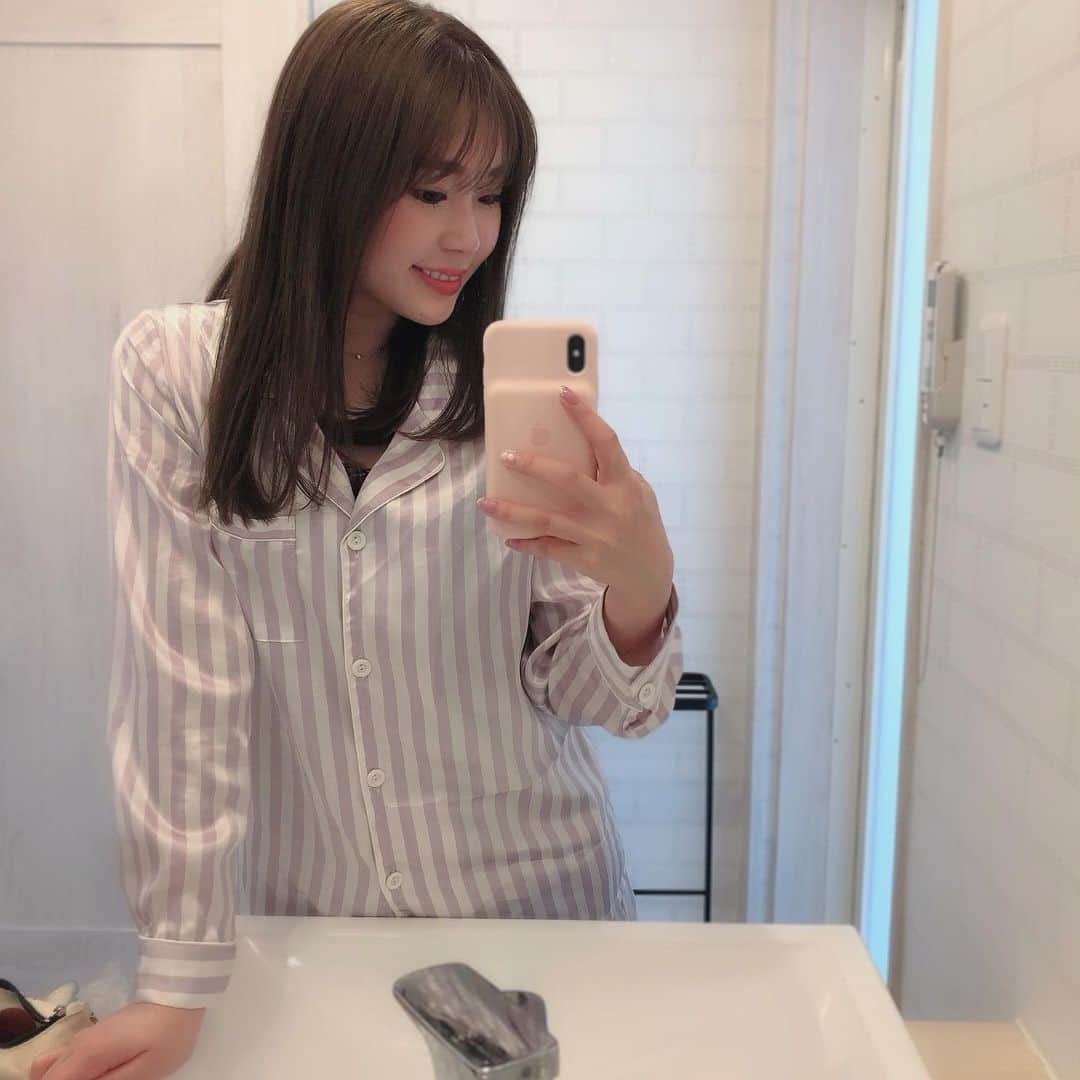 藤川沙弥のインスタグラム：「@slumberofficial pop upが﻿﻿ 昨日から始まってます🎪👏🏻﻿﻿﻿ 私は今日13日の15:00〜19:00まで﻿﻿﻿ 店頭でお手伝いしてます💁🏼‍♀️♥️﻿﻿﻿ 📍梅田阪急百貨店 3F﻿﻿ お近くを通る際は是非遊びに来てくださいね🙏🏻♥︎﻿﻿﻿ ﻿﻿ ちなみに私はこのラベンダーストライプと﻿﻿ 白ドットパジャマも愛用してて﻿﻿ 新作のさくらんぼ柄🍒と﻿、トマト柄🍅 先行発売の花柄ショーツセット﻿﻿﻿ もgetしてます🥰﻿﻿﻿ ﻿﻿﻿ 寝ても覚めても気分が上がる﻿﻿﻿ 可愛いパジャマばっかりだから﻿﻿﻿ ぜひ実物生で見てほしーいっ😚﻿﻿﻿ 水着も👙可愛いの沢山あるみたい🏄‍♀️」