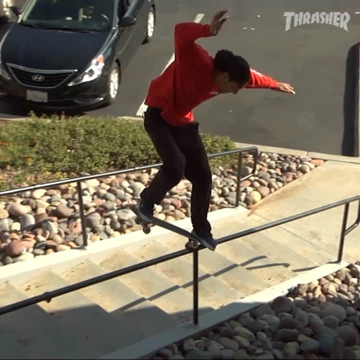 スラッシャーのインスタグラム：「23 minutes of 🔨🔨🔨 Watch @alexis_sm4l’s ROUGH CUT on ThrasherMagazine.com or the Thrasher app 📲 @sk8mafia」