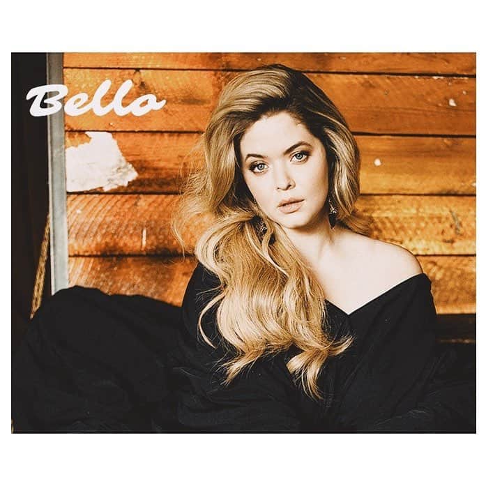 サーシャ・ピーターズのインスタグラム：「Thank you @bellomag 😘」