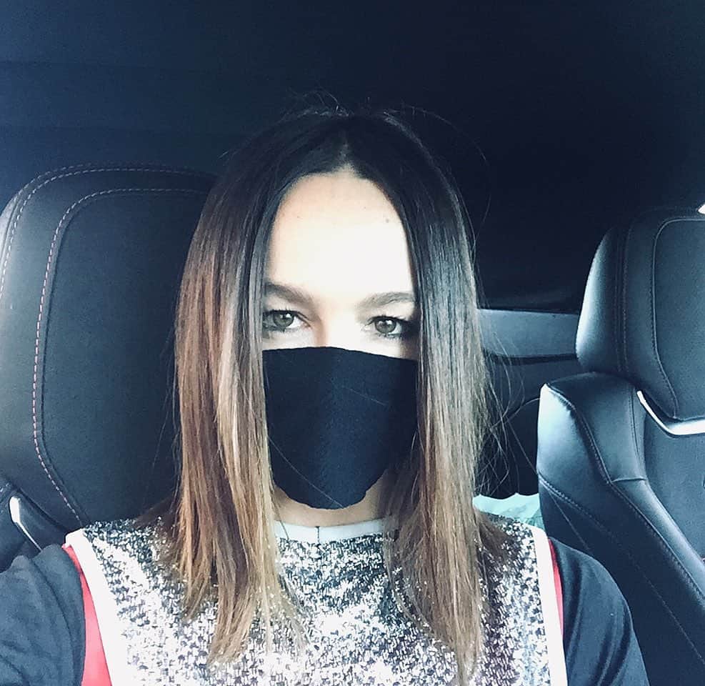 シャーニ・ヴィンソンのインスタグラム：「Just another irregular day in #Hollywood 🦹🏽‍♀️ #badass #ninja #warrior #assassin #jedi #pimpmyride #superherostyle #chevyzl1」