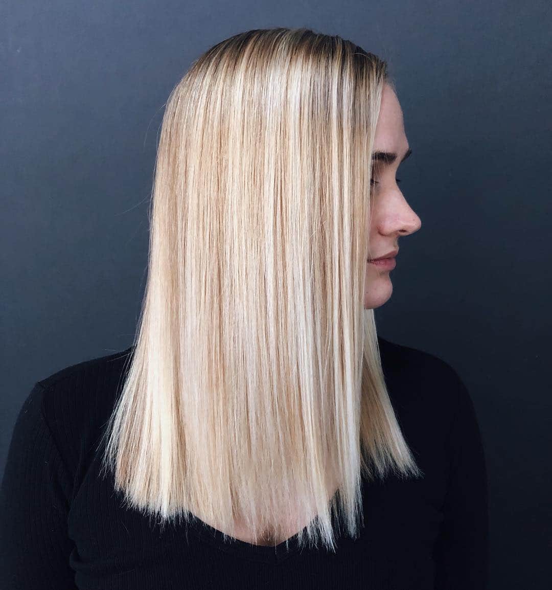 Kristin Essのインスタグラム：「After working together for 5 years, who else thinks it’s time for @emilydieden to let me chop her hair into a bob?? (Spoiler alert: I’ve already started. Swipe left. 👋🏼💇🏼‍♀️)」