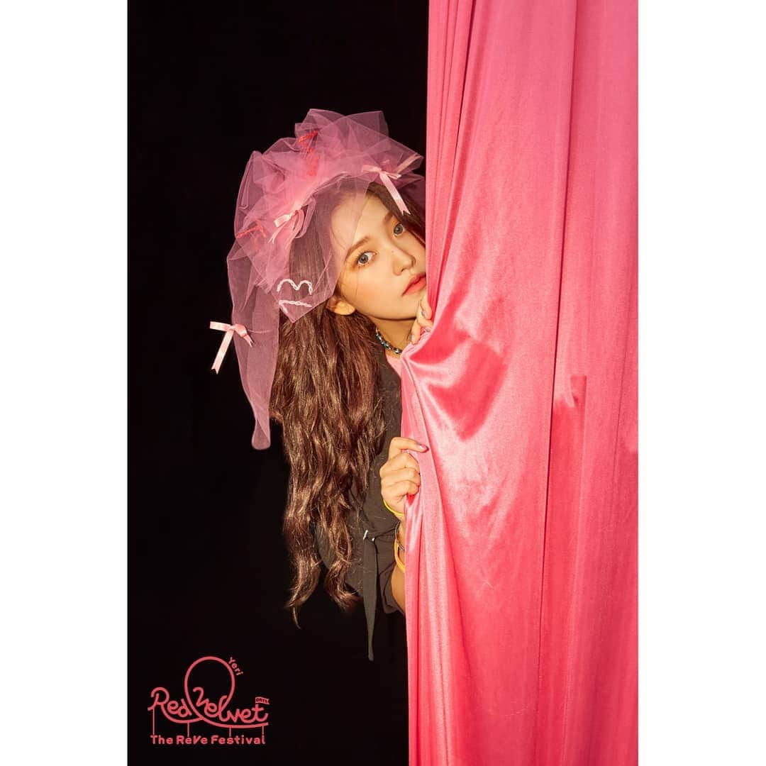 Red Velvetさんのインスタグラム写真 - (Red VelvetInstagram)「Red Velvet 레드벨벳 Mini Album ['The ReVe Festival' Day 1'] - 🎧 2019.06.19. 6PM (KST) 👉 redvelvet.smtown.com - #RedVelvet #레드벨벳 #RVF #TheReVeFestivalDay1 #Zimzalabim #짐살라빔」6月13日 10時00分 - redvelvet.smtown