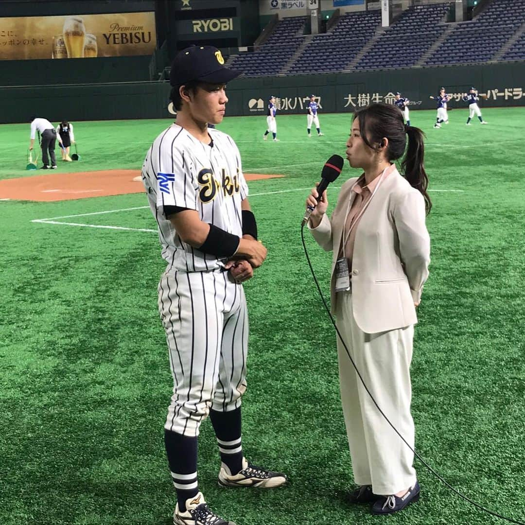 羽村亜美さんのインスタグラム写真 - (羽村亜美Instagram)「#大学野球選手権大会  ほんと熱戦が繰り広げられています。  #宮崎産業経営大学 素晴らしい試合をありがとうございました！！聞きたいことがたくさんありすぎ！っな魅力たっぷりなチーム！それぞれの進路など注目しています^_^  #大学野球選手権 #手に汗握る戦い #タイブレーク #東海大 #安藤強 監督 #海野隆司  選手 #ヒーローインタビュー #監督インタビュー #自然な言葉と表情と本音をひきだしたい  実は、安藤監督は、ホンダ監督のときも都市対抗で インタビューさせて頂いております^_^  あれから10年かあ( ◠‿◠ )」6月13日 10時10分 - amihamura