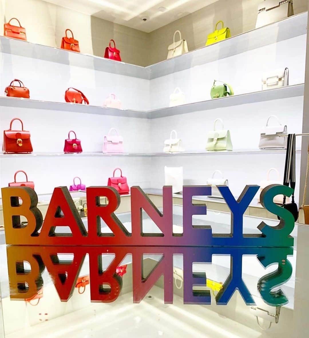 barneysnyofficialのインスタグラム