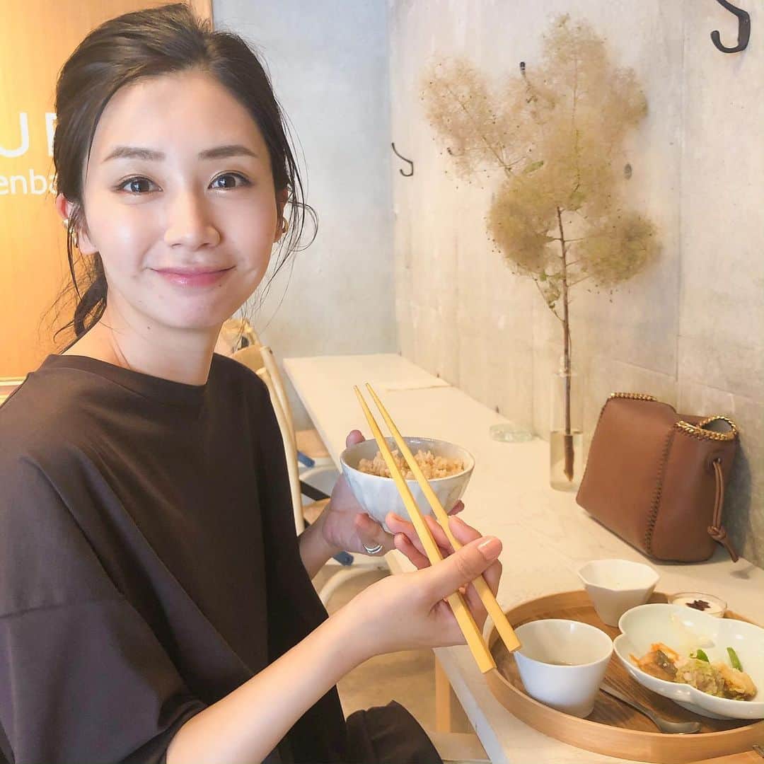 篠原真衣のグルメインスタ