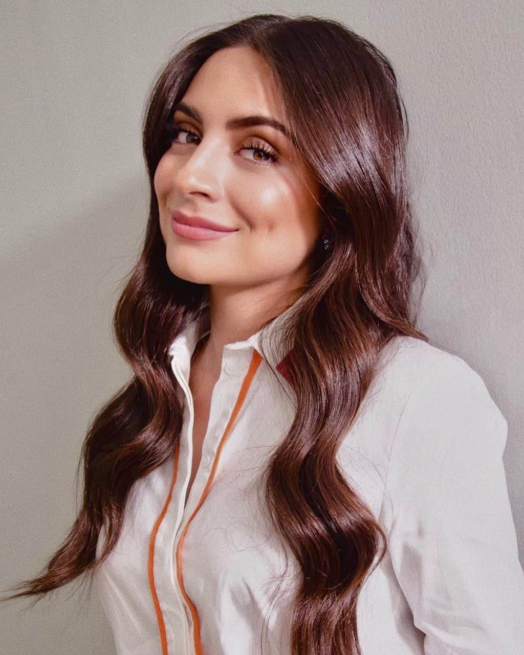 のインスタグラム：「Portrait by @_kbocanegra 💫」