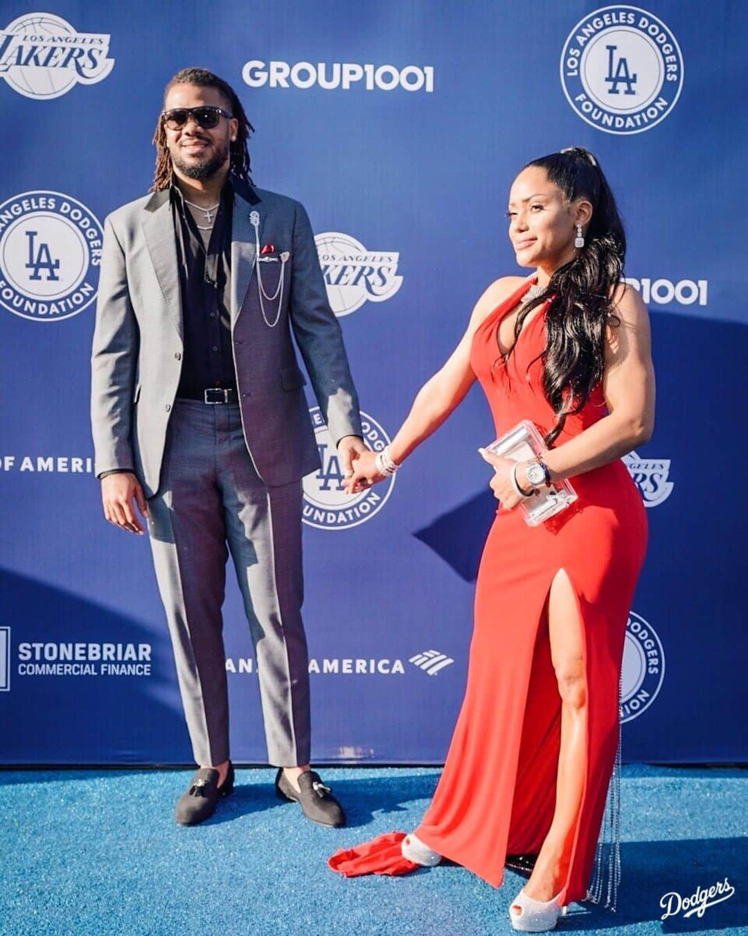 Los Angeles Dodgersさんのインスタグラム写真 - (Los Angeles DodgersInstagram)「A star-studded blue carpet. #LADFGala」6月13日 11時22分 - dodgers