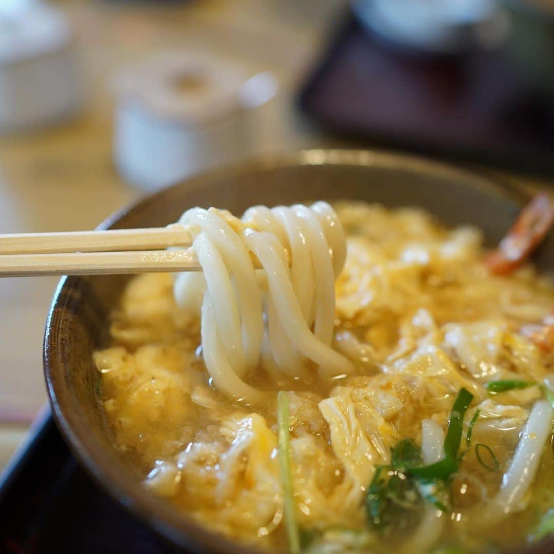 うどんが主食さんのインスタグラム写真 - (うどんが主食Instagram)「#うどんが主食 #天とじうどん #京都 #旨み #天ぷら #うどん　 #九条ネギ #和食 #美味い #グルメ #平安神宮 #美味い #京都うどん  #日本 #foodstagram #Japan #washoku #udon #food #ramen #noodle #noodles #soup #amazing #good #nice #tenpura #beautiful #fashion #love #gourmetartistry」6月13日 11時27分 - alwaysudon