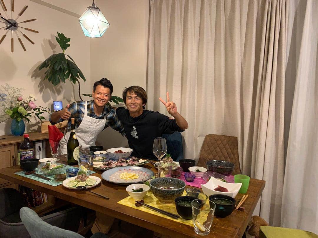 佐藤魁のインスタグラム：「having special #dinner with mr @cuore_kato 🐟🦈 #hugefish #食トレ」