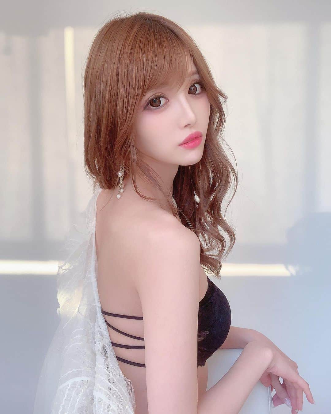 ブラトップエロ 桜咲乃愛さんのインスタグラム写真 - (桜咲乃愛Instagram)「@_andante_shop で後ろ編上げのブラトップ頼んだ💖  夏のワンピとか背中あいてる服のとき絶対かわいい☺️💓 白も注文しようかな😌💗💗💗 そして羽織りは @loveran_official  の新作ルームウエアのカーディガン ...