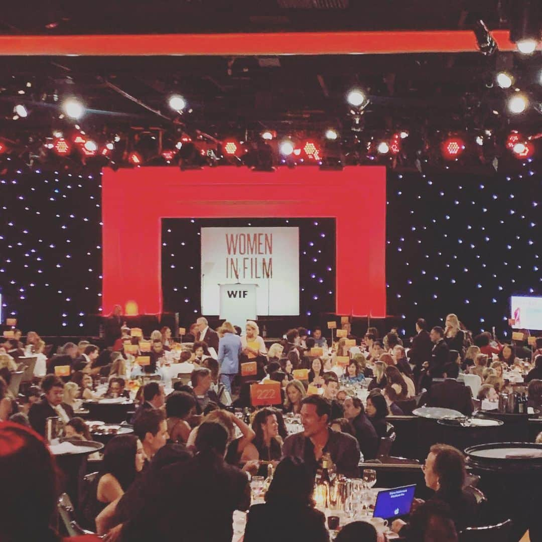 ケイティ・キャシディさんのインスタグラム写真 - (ケイティ・キャシディInstagram)「Celebrating Women in Film  #WIFGala @anoncontent @wilcox_little ladies we’ve got this!」6月13日 12時32分 - katiecassidy