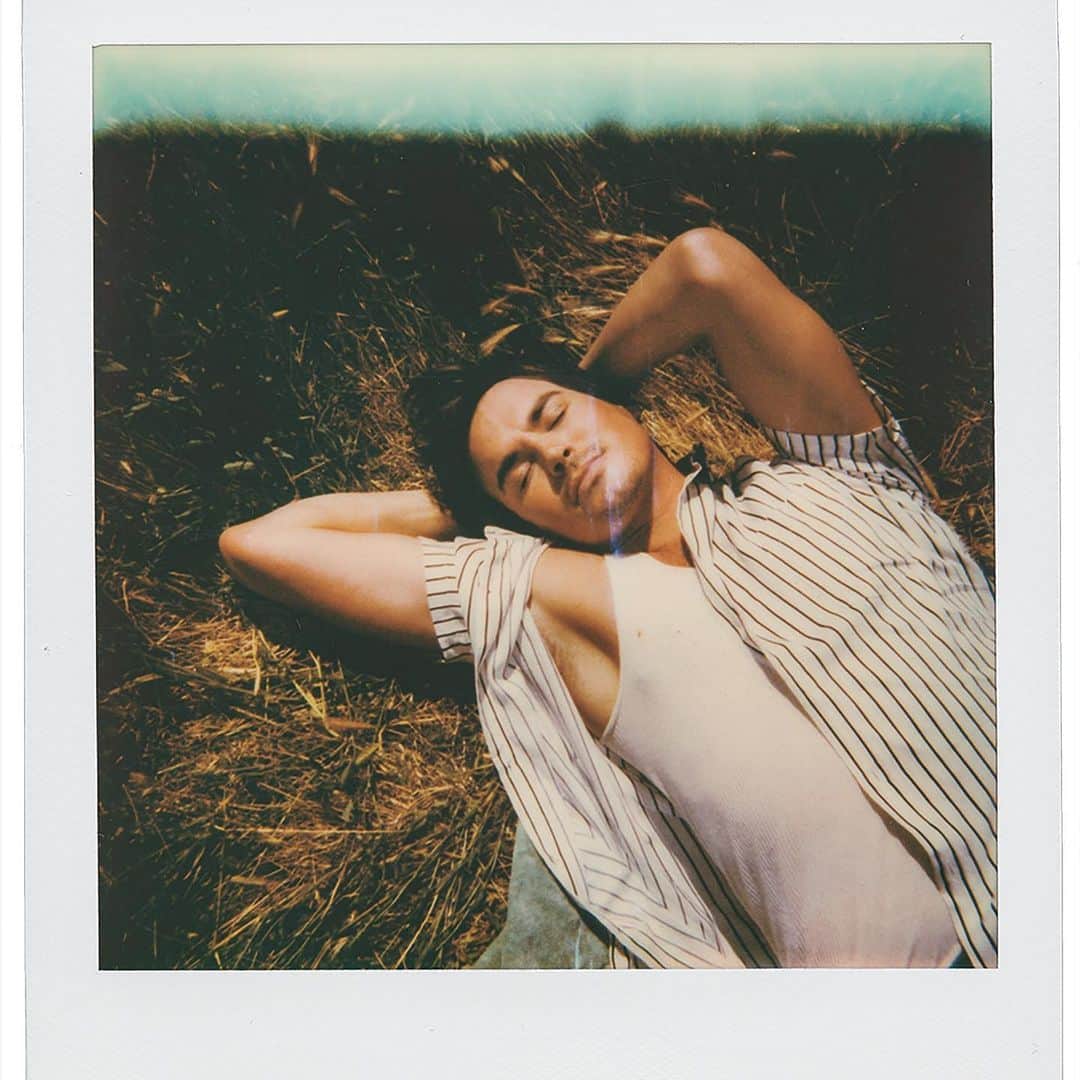タイラー・ブラックバーンのインスタグラム：「@playboy 🌸」