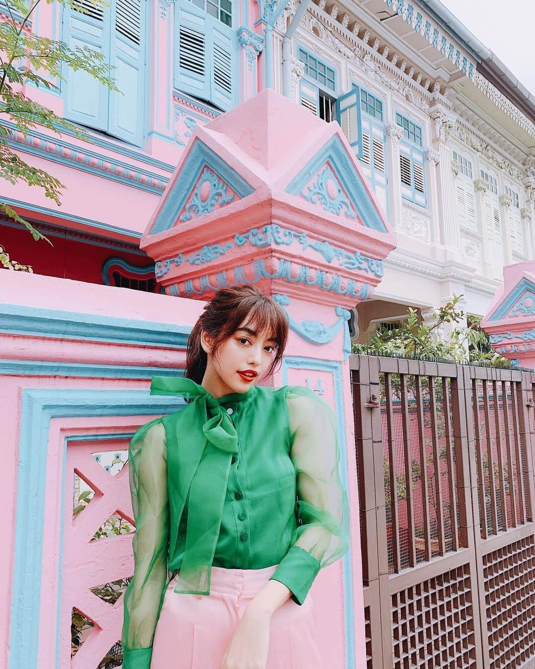 清水沙也佳さんのインスタグラム写真 - (清水沙也佳Instagram)「🏘🌴 #singapore #katong #colorful #house #fashion #ootd #coordinate #しみさや旅 #シンガポール #カトン #カトン地区 #ファッション #コーディネート」6月13日 12時53分 - sayaka__shimizu