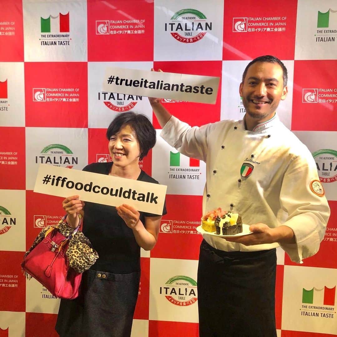 ベリッシモ・フランチェスコさんのインスタグラム写真 - (ベリッシモ・フランチェスコInstagram)「Thank you much❤️ Fantastic event in Shibuya, Tokyo! “The Extraordinarily Italian Taste 2019 - The Authentic Italian Table”🇮🇹🍕🍝🍦💕「第一回イタリアフード・フェスティバル〜イタリアを食べる日〜」の会場にて大変お世話になりました。来てくださった皆さんに感謝！🇮🇹❤️Grazie a tutte e a tutte😂👍 #trueitaliantaste #iffoodcouldtalk #iccjtokyo #shibuya #italian #italia #italianstyle #イタリアフードフェスティバル #渋谷 #渋谷ストリーム #イタリア料理 #ベリッシモ #ベリッシモフランチェスコ #料理研究家 #イケメン料理研究家 #イタリアン #イタリア #tvchef #celebritychef #vip #luxurylifestyle #pictureoftheday #chefrock #イタリア商工会議所 #髭 #ハンサム #dandystyle #enjoylife #grazie #イタリア人」6月13日 13時49分 - bellissimoyoshi