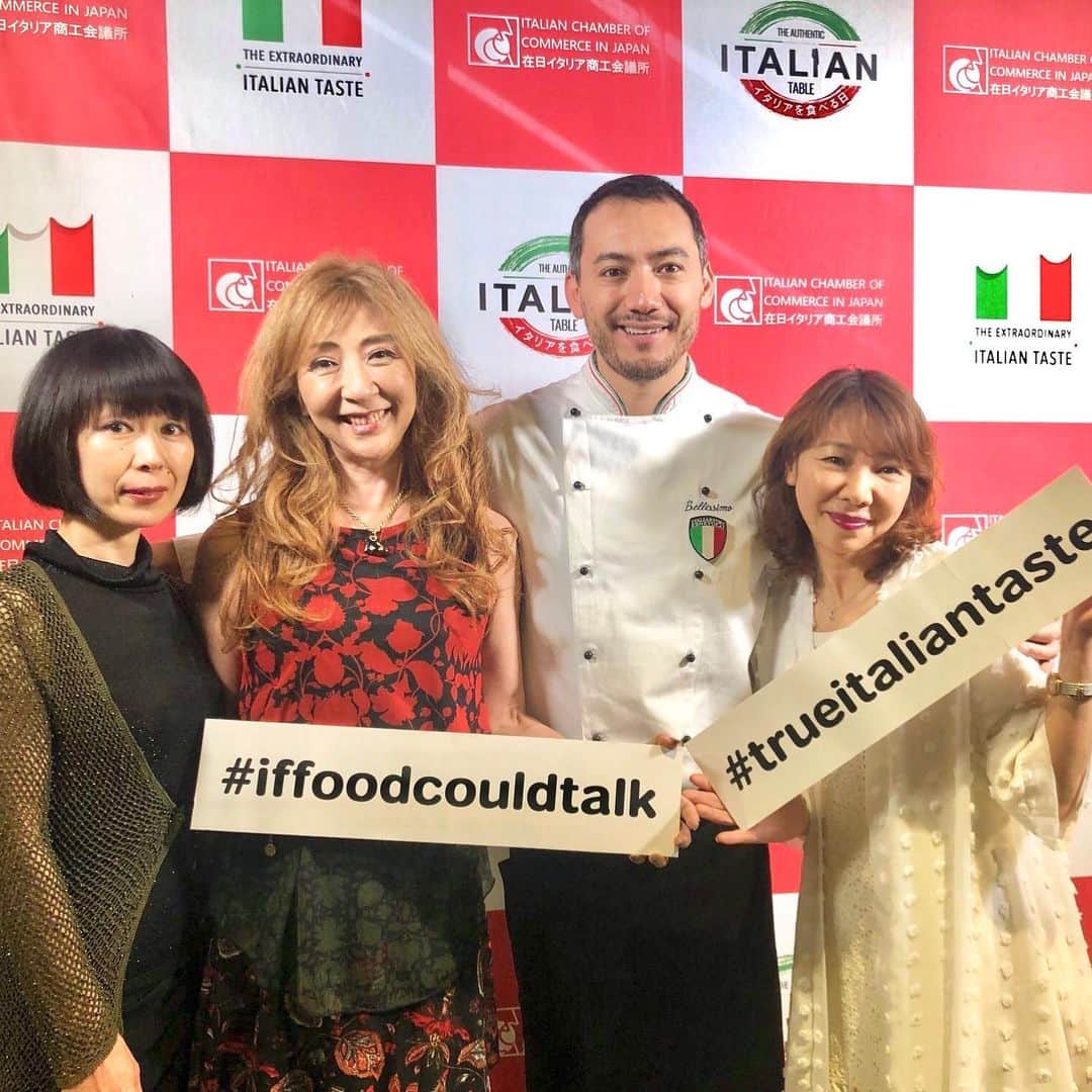 ベリッシモ・フランチェスコさんのインスタグラム写真 - (ベリッシモ・フランチェスコInstagram)「Thank you much❤️ Fantastic event in Shibuya, Tokyo! “The Extraordinarily Italian Taste 2019 - The Authentic Italian Table”🇮🇹🍕🍝🍦💕「第一回イタリアフード・フェスティバル〜イタリアを食べる日〜」の会場にて大変お世話になりました。来てくださった皆さんに感謝！🇮🇹❤️Grazie a tutte e a tutte😂👍 #trueitaliantaste #iffoodcouldtalk #iccjtokyo #shibuya #italian #italia #italianstyle #イタリアフードフェスティバル #渋谷 #渋谷ストリーム #イタリア料理 #ベリッシモ #ベリッシモフランチェスコ #料理研究家 #イケメン料理研究家 #イタリアン #イタリア #tvchef #celebritychef #vip #luxurylifestyle #pictureoftheday #chefrock #イタリア商工会議所 #髭 #ハンサム #dandystyle #enjoylife #grazie #イタリア人」6月13日 13時49分 - bellissimoyoshi