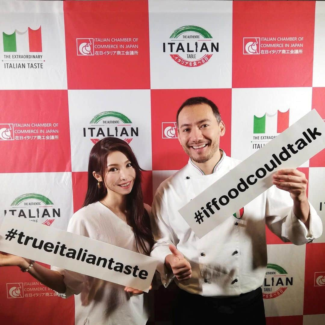 ベリッシモ・フランチェスコさんのインスタグラム写真 - (ベリッシモ・フランチェスコInstagram)「Thank you much❤️ Fantastic event in Shibuya, Tokyo! “The Extraordinarily Italian Taste 2019 - The Authentic Italian Table”🇮🇹🍕🍝🍦💕「第一回イタリアフード・フェスティバル〜イタリアを食べる日〜」の会場にて大変お世話になりました。来てくださった皆さんに感謝！🇮🇹❤️Grazie a tutte e a tutte😂👍 #trueitaliantaste #iffoodcouldtalk #iccjtokyo #shibuya #italian #italia #italianstyle #イタリアフードフェスティバル #渋谷 #渋谷ストリーム #イタリア料理 #ベリッシモ #ベリッシモフランチェスコ #料理研究家 #イケメン料理研究家 #イタリアン #イタリア #tvchef #celebritychef #vip #luxurylifestyle #pictureoftheday #chefrock #イタリア商工会議所 #髭 #ハンサム #dandystyle #enjoylife #grazie #イタリア人」6月13日 13時49分 - bellissimoyoshi