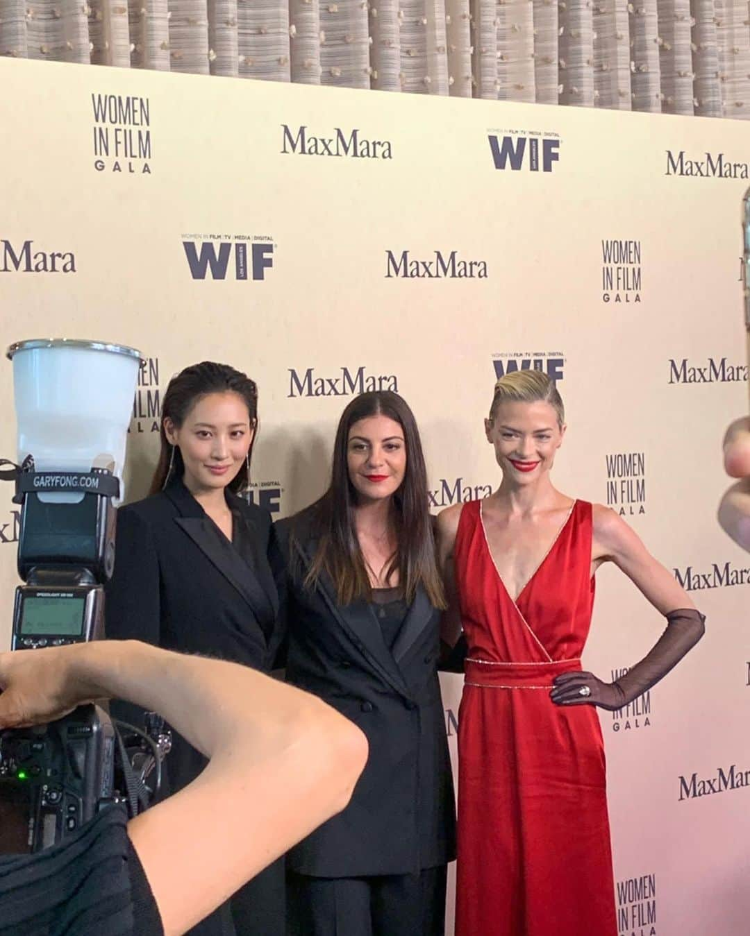 キム・スヒョンさんのインスタグラム写真 - (キム・スヒョンInstagram)「with the lovely #mariagiuliamaramotti  #jaimeking at tonight’s #WIF gala」6月13日 13時57分 - claudiashkim