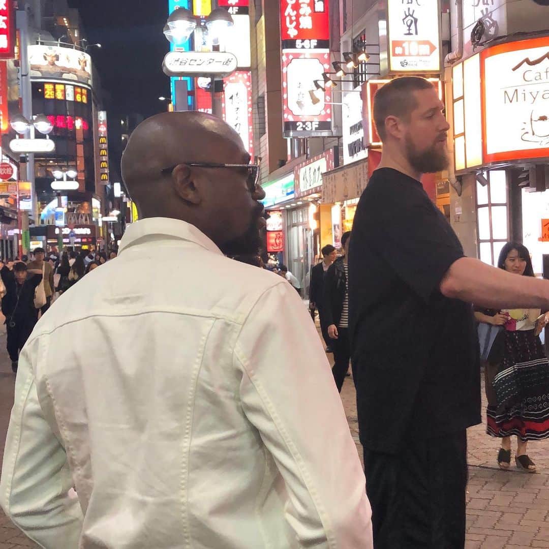 フロイド・メイウェザー・ジュニアさんのインスタグラム写真 - (フロイド・メイウェザー・ジュニアInstagram)「Tokyo, Japan 🇯🇵」6月13日 14時01分 - floydmayweather