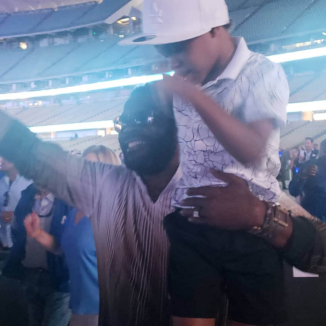 チャド・コールマンさんのインスタグラム写真 - (チャド・コールマンInstagram)「.@brunomars is my son's favorite artist! What an amazing night for us as parents with our little star! Thank you @dodgers #ladf for all you do for the community! #brunomars was exceptional!💪🏿🙏🏿🌈💯」6月13日 23時30分 - chadlcoleman