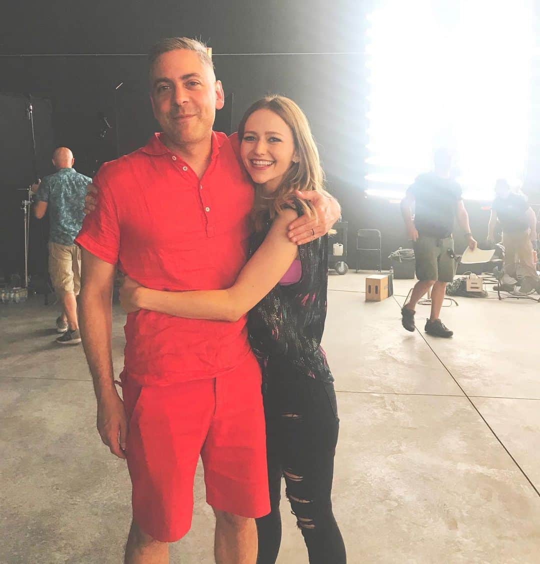 ジョアンナ・ブラッディのインスタグラム：「Throwback to last week with my sweet friend @joshsafran #tbt」