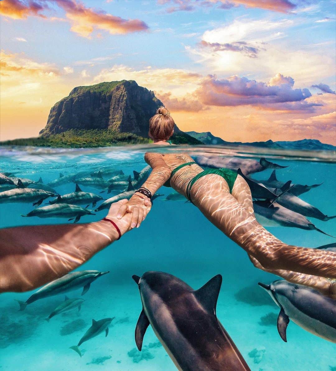 Murad Osmannのインスタグラム：「#followmeto Mauritius with @natalyosmann . Throwback to our collaboration with talented @nois7 🔥🔥🔥🔥 ◆◆◆𝙉𝙚𝙭𝙩 𝙬𝙚𝙚𝙠 𝙬𝙚 𝙖𝙧𝙚 𝙜𝙤𝙞𝙣𝙜 𝙩𝙤 𝙅𝙤𝙧𝙙𝙖𝙣 𝙖𝙣𝙙 𝙮𝙤𝙪 𝙘𝙖𝙣 𝙨𝙩𝙞𝙡𝙡 𝙟𝙤𝙞𝙣. 𝘿𝙈 𝙩𝙤 @followmeto . ◆◆◆🔥🔥🔥🔥Иордания уже на следующей неделе. Пишете в Директ @followmeto и присоединяйтесь к поездке.」