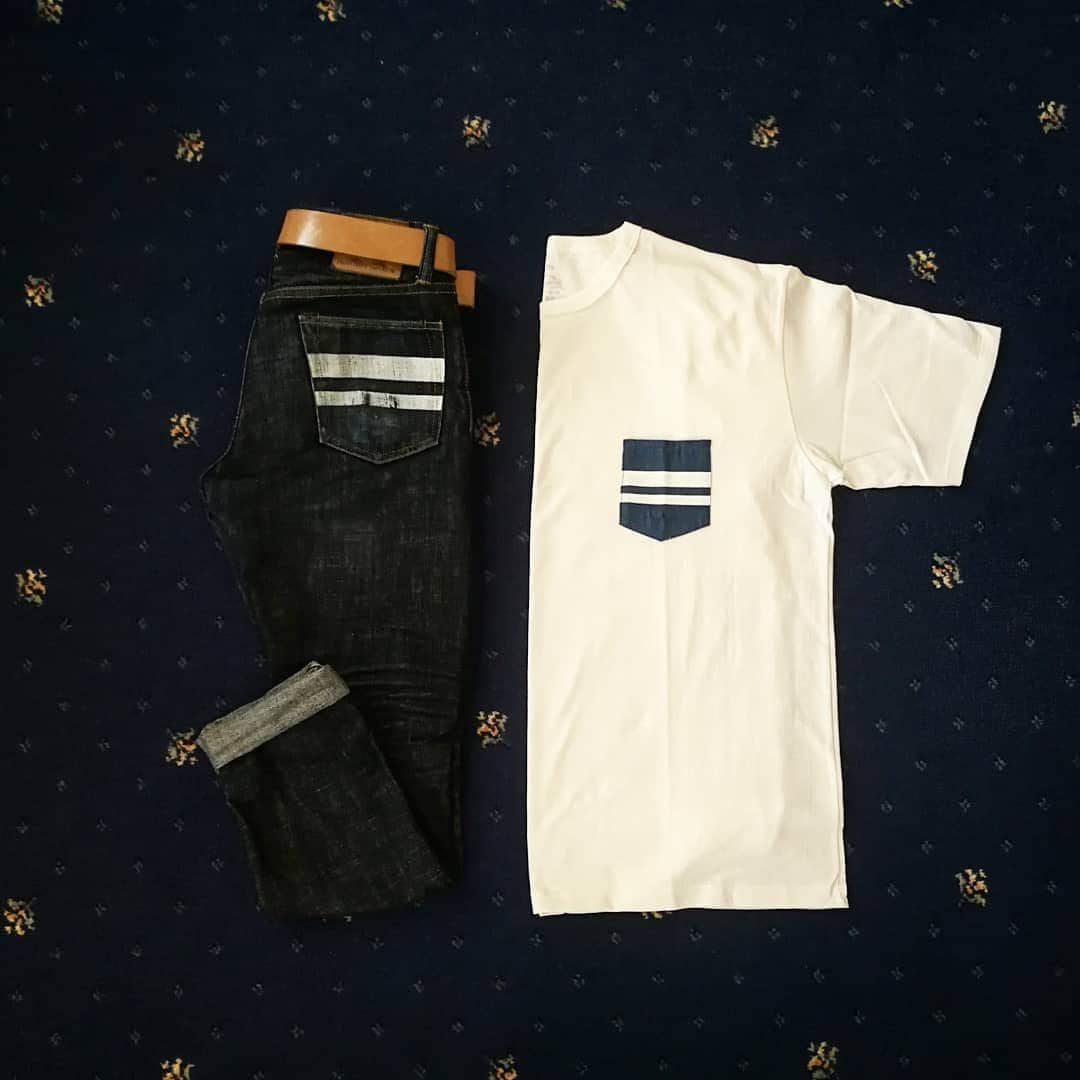 momotarojeansのインスタグラム：「T-shirts:07-035 Jeans:160 days  #kojima #kurashiki #okayama #jeans #denim #denimday #denimporn #denimhead #selvedge #selvage #selvedgedenim #selvedgeforum #denimevolution #selvedgemurah #unionspecial #goingtobattle #madeinjapan #japanesedenim #fading #naturalfading #madebyhand #madeinjapan #jeanslife #vintagejeans #fade #selvedge #mensweardaily」