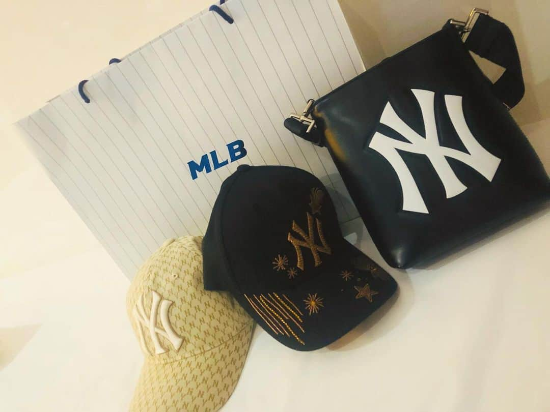 下津明日香さんのインスタグラム写真 - (下津明日香Instagram)「・ MLB Korea 👟🖤✔️」6月13日 23時51分 - asukagram0223