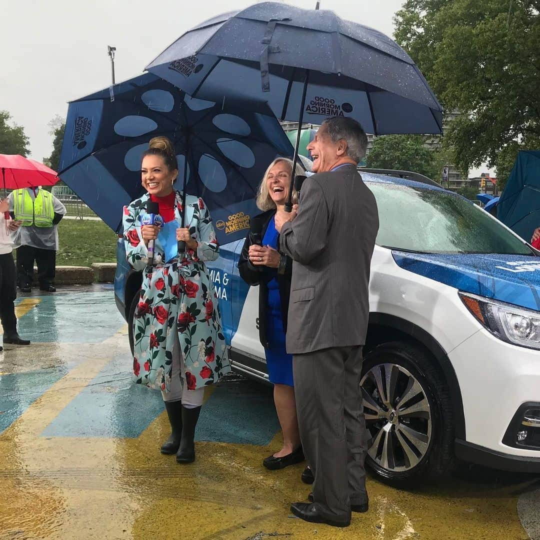 Subaru of Americaさんのインスタグラム写真 - (Subaru of AmericaInstagram)「This morning on @goodmorningamerica our President and CEO, Tom Doll, spoke about our 4 year partnership with @leukemialymphomasociety. Since 2015, over 105,000 blankets and 12,000 arts and crafts kits have been donated to cancer patients through #SubaruLovesToCare. Learn more about our partnership at Subaru.com/health/health-causes.」6月14日 0時04分 - subaru_usa