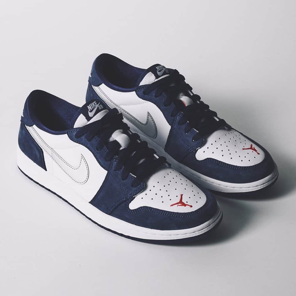 Sneaker News x Jordans Dailyさんのインスタグラム写真 - (Sneaker News x Jordans DailyInstagram)「Eric Koston has his Air Jordan 1 Low dropping on June 17th 👀 Is it the best low yet? Link in bio for more details #jordansdaily」6月14日 0時09分 - jordansdaily