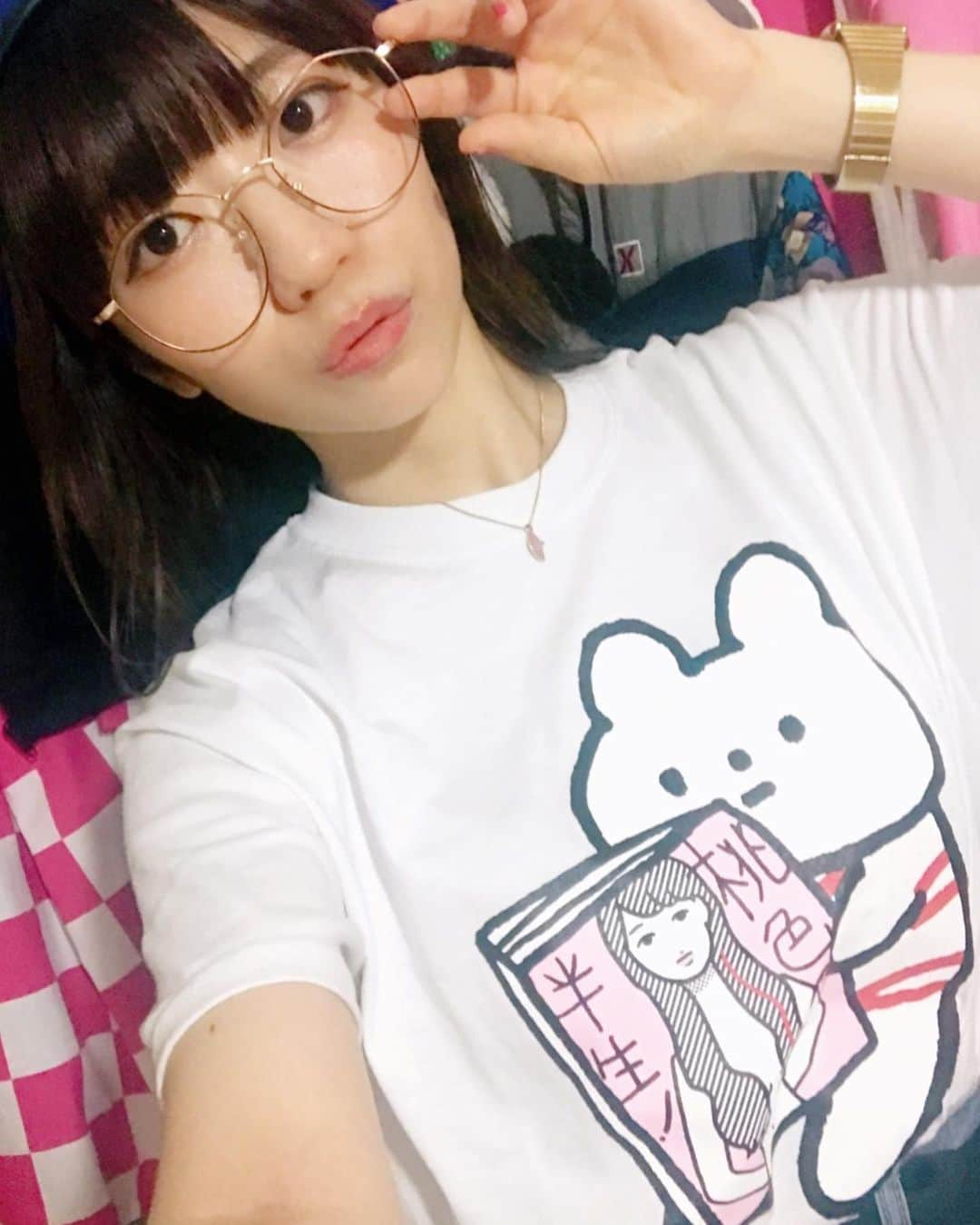 ぱいぱいでか美さんのインスタグラム写真 - (ぱいぱいでか美Instagram)「ぱいぱいでか美×きっこうちゃんコラボtee 完売ありがとうございました！ ꙳ #ぱいぱいでか美 #きっこうちゃん #カラダ以外は縛られたくない #journalstandard #神南坂 ꙳ でか美×きっこうちゃんコラボtee 解禁当初から反応良くてスーパー嬉しかったのですが 来店イベントまさかの完売ということで 本当にありがとうございます〜！ 普段はライブとかに中々来れない方も ジャーナルだと来やすかったみたいでよかった☻ そういう誰でも来ていいよ〜ってイベントこれからもやりたいなー。 ヲタクたちはオシャイベ緊張するっぽいけど！笑 緊張しながら来てくれてありがとう❤︎笑 そしてこんな可愛いきっこうちゃんとコラボできてとても嬉しかったですー！ 素敵に描いてくださりありがとうございました！ このコラボを実現してくださった関係者の皆様 JOURNAL STANDARDの皆様ありがとうございました！ ゲットできた方はいっぱい着てね〜 良い夏にしていきましょ☀︎」6月14日 0時33分 - paipaidekami