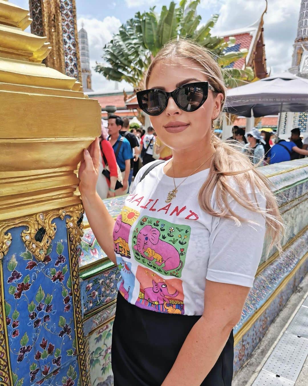 Shannonさんのインスタグラム写真 - (ShannonInstagram)「I hope you love my T-shirt as much as I do 😂💕 #thailand」6月13日 16時13分 - shaaanxo