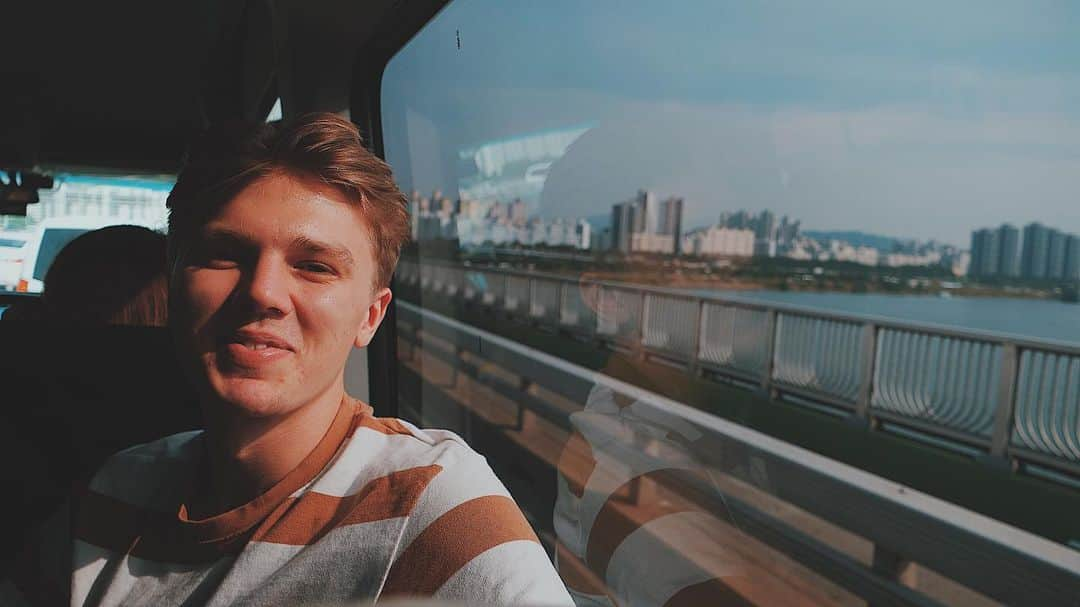 New Hope Clubさんのインスタグラム写真 - (New Hope ClubInstagram)「Smiling because we are in Seoul」6月13日 16時32分 - newhopeclub