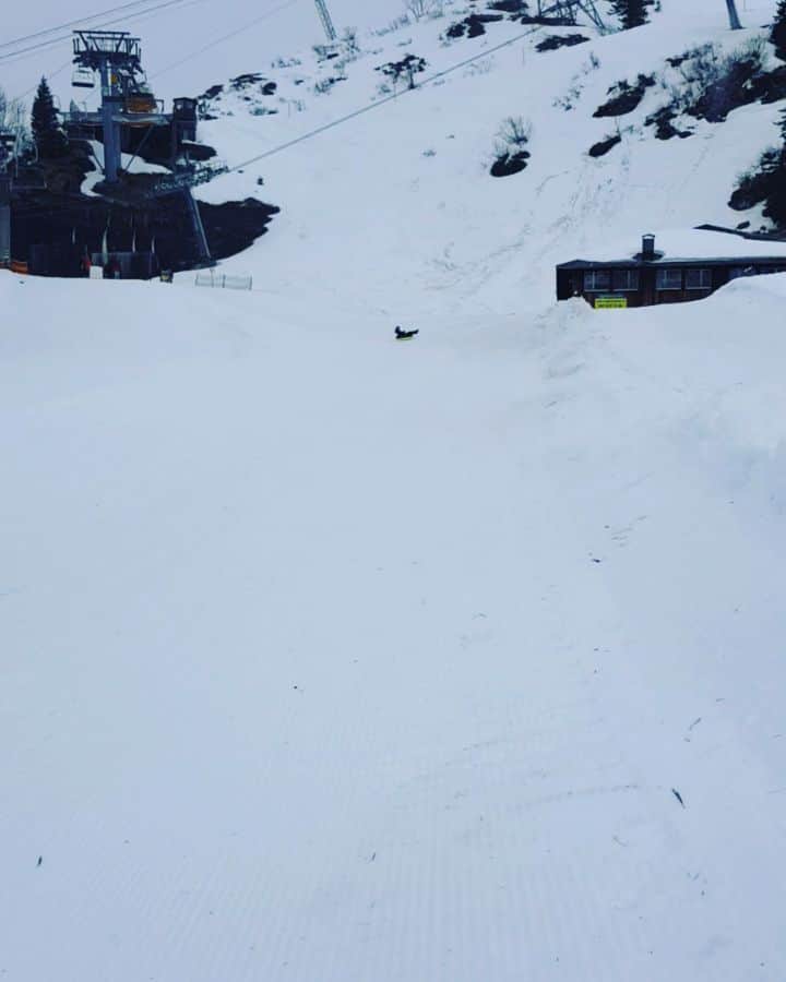 デビー・スサントのインスタグラム：「❄💙❄」