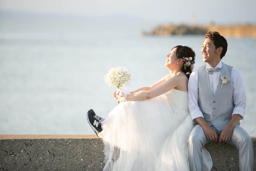 富山結婚式 ヴィラグランディス富山さんのインスタグラム写真 - (富山結婚式 ヴィラグランディス富山Instagram)「， ， まるで海外のような素敵な写真✨ もうすぐくる夏が楽しみですね♬ ， ， ， ， ， ， ， ， ， ， ， ， ， 他の写真も気になる方はプロフィールから 公式HPをご覧ください▶︎▶︎▶︎」6月13日 16時48分 - villagrandis_toyama