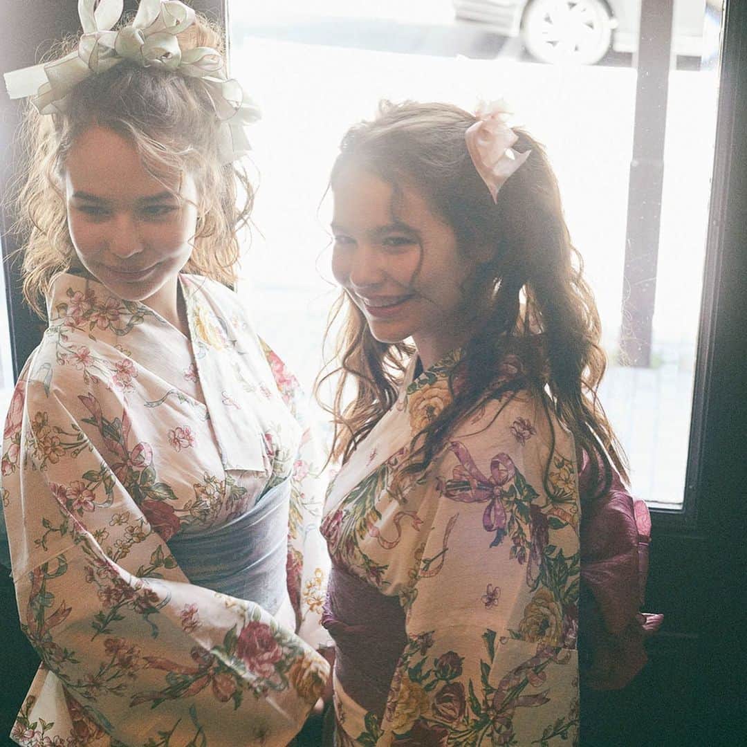 maisondefleur_pressさんのインスタグラム写真 - (maisondefleur_pressInstagram)「﻿ ﻿ ついに明日6/14(fri)から﻿﻿ 一部店舗にて販売開始！﻿﻿ ﻿﻿ 𝐘𝐔𝐊𝐀𝐓𝐀 𝐂𝐎𝐋𝐋𝐄𝐂𝐓𝐈𝐎𝐍﻿﻿﻿﻿﻿ - 𝟐𝟎𝟏𝟗 -﻿ ﻿﻿﻿﻿﻿ ﻿﻿﻿﻿﻿﻿﻿﻿ 毎年大人気！！﻿ 日本の伝統的な浴衣を、﻿﻿﻿﻿﻿﻿ Maison de FLEURらし﻿く﻿﻿﻿﻿ オリジナルのフレンチ柄で﻿﻿﻿﻿ ガーリー﻿﻿に仕上げました﻿ ﻿﻿﻿﻿﻿﻿ くしゅっとした柔らかい風合いが﻿﻿﻿﻿ 可愛らしい兵児帯はアレンジも﻿﻿﻿﻿ 様々なので、着るたび新たなアレンジを﻿ お楽しみいただけます♫﻿﻿﻿﻿ ﻿﻿﻿﻿ 公式通販ストライプクラブの﻿﻿ 先行販売分は完売しておりますので、﻿﻿ 店舗販売のチェックはお早めに！﻿﻿ ﻿﻿﻿﻿﻿﻿ ＿＿＿＿＿＿＿＿＿＿﻿﻿﻿﻿﻿﻿ ﻿﻿﻿﻿﻿﻿ Paris Bouquet Yukata﻿﻿﻿﻿﻿﻿ ¥8,990+tax﻿﻿﻿﻿﻿﻿ Light Pink / Dark Pink ﻿﻿﻿﻿﻿﻿ （ 浴衣・帯・下駄の3点セット ）﻿﻿﻿﻿﻿﻿ ﻿﻿﻿﻿﻿﻿ ＿＿＿＿＿＿＿＿＿＿﻿﻿﻿﻿﻿﻿ ﻿﻿﻿﻿﻿ ﻿﻿﻿﻿﻿﻿ 《 店舗販売 》﻿﻿﻿﻿﻿﻿ 明日6/14(fri)～﻿﻿﻿﻿﻿﻿ ﻿﻿﻿﻿﻿﻿ ※無くなり次第終了となります﻿﻿﻿﻿﻿﻿ ﻿﻿﻿﻿﻿﻿ 【 販売店舗 】6/14(fri)〜﻿﻿﻿﻿﻿﻿ 大丸札幌店 / ルミネ新宿2店 / ルミネ池袋店﻿﻿﻿﻿﻿﻿ 上野マルイ店 / ルミネ横浜店 / ラフォーレ原宿店 ﻿﻿﻿﻿﻿﻿ 舞浜イクスピアリ店 / 名古屋ラシック店 ﻿﻿﻿﻿﻿﻿ 天神地下街店 / 大阪ルクア店 / 京都ポルタ店﻿﻿﻿﻿﻿﻿ 西宮ガーデンズ店 / 岡山路面店 / 仙台パルコ店﻿﻿﻿﻿﻿﻿ 広島エキエ店 / 鹿児島アミュプラザ店﻿﻿﻿﻿﻿﻿ ﻿﻿﻿﻿﻿ ※上記16店舗の販売となります﻿﻿﻿﻿﻿﻿ ﻿﻿﻿﻿﻿﻿ #maisondefleur #メゾンドフルール #ribbon #浴衣 #japaneseyukata #japan #japanesetraditional #summer #yukata #夏祭り #浴衣 #リボン #ブーケ #帯 #下駄」6月13日 16時58分 - maisondefleur_press